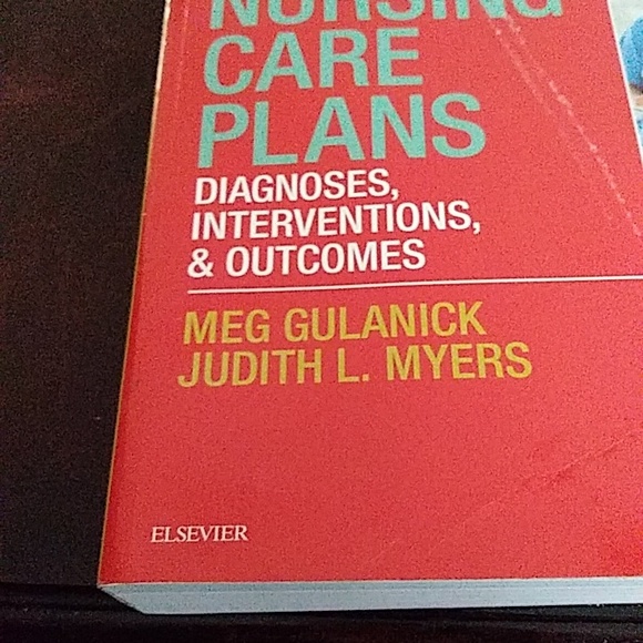 Nursing Books - Picture 2 of 2